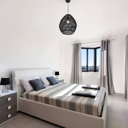 Summer Place 2 Apartment
